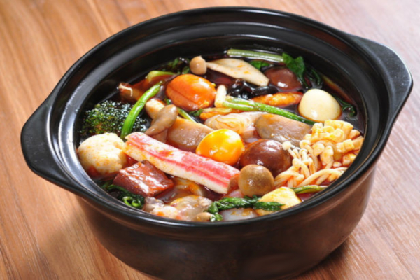 小胖砂锅麻辣烫加盟店