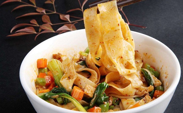 闫记油泼面加盟费