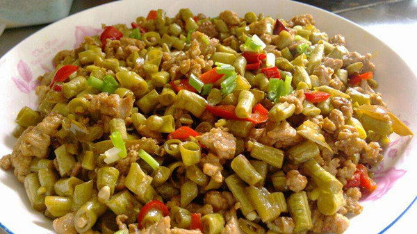 康堂客锅巴饭·中国拌饭加盟店