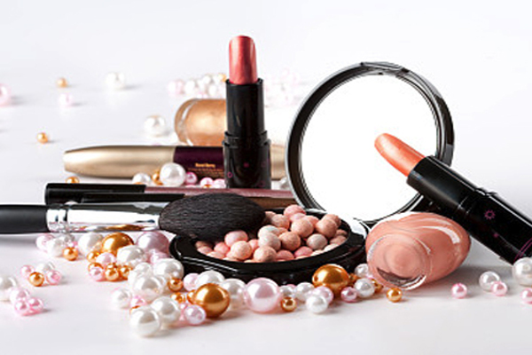 依菲伲缇化妆品加盟费