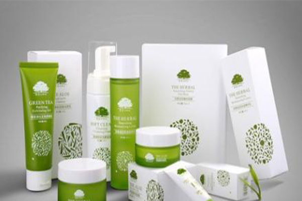 柏束化妆品加盟费