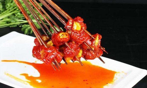 小伍月冷锅串串