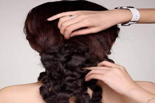 盘发化妆加盟费