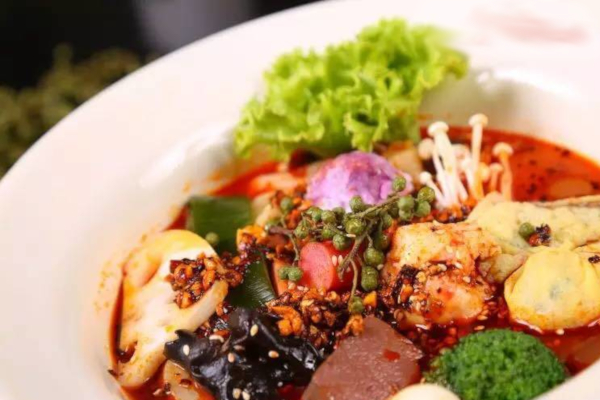 藤椒麻辣烫加盟店