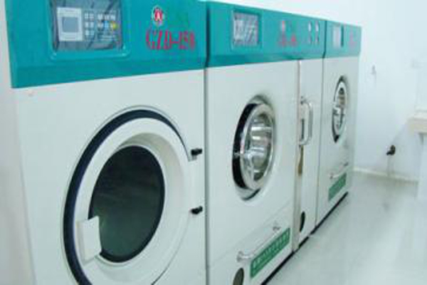 白雪公主干洗店加盟费