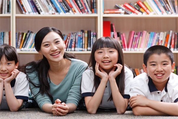 吉龙教育加盟店