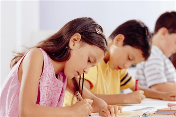 大白国际英语加盟店