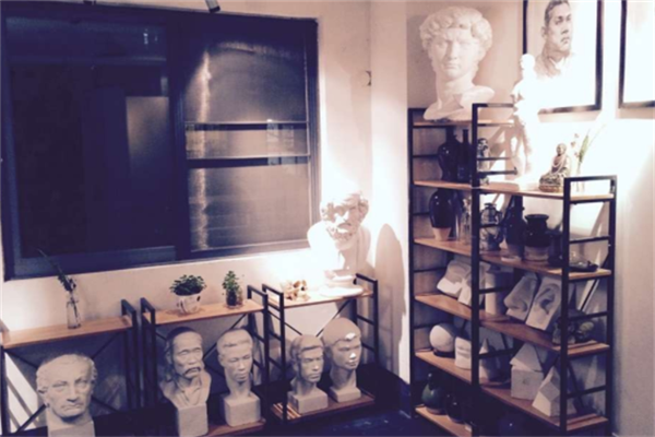 大飞天画室加盟