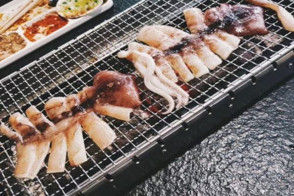 兄弟合火人烧烤加盟店