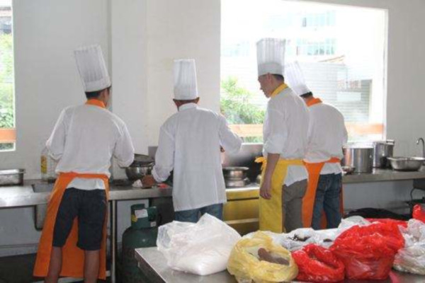 小面培训加盟费