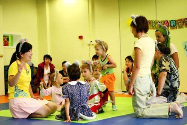 贝雅国际早教加盟费