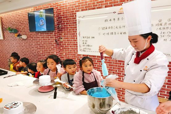 亲子烘焙加盟费