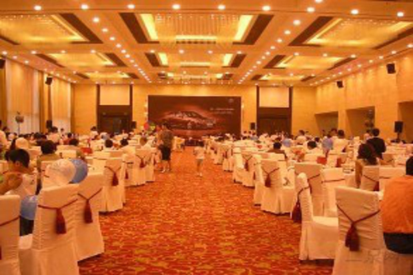 新锦江大酒店加盟费