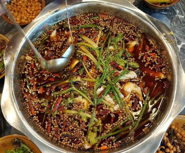 二哥罗非鱼火锅加盟门店