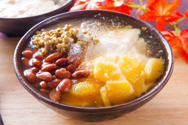 笑口早甜品烧烤店加盟费