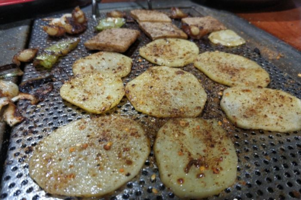 主烤官自助烧烤加盟店