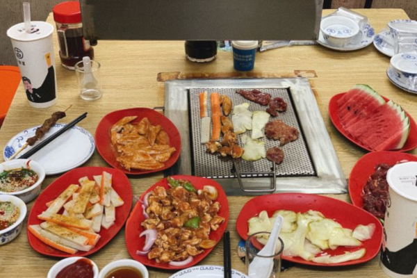 主烤官自助烧烤加盟费