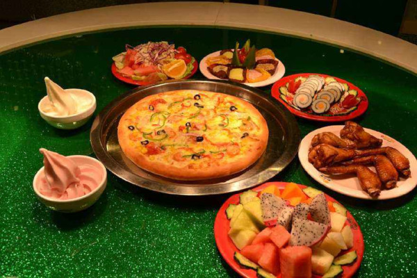 自助比萨店加盟费