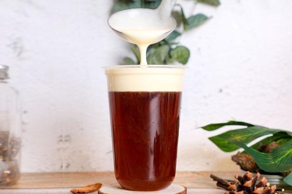 溢禾堂奶茶加盟