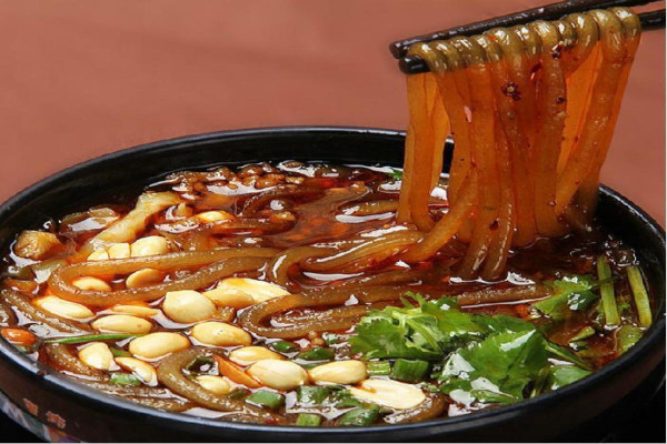 重庆八哥酸辣粉加盟