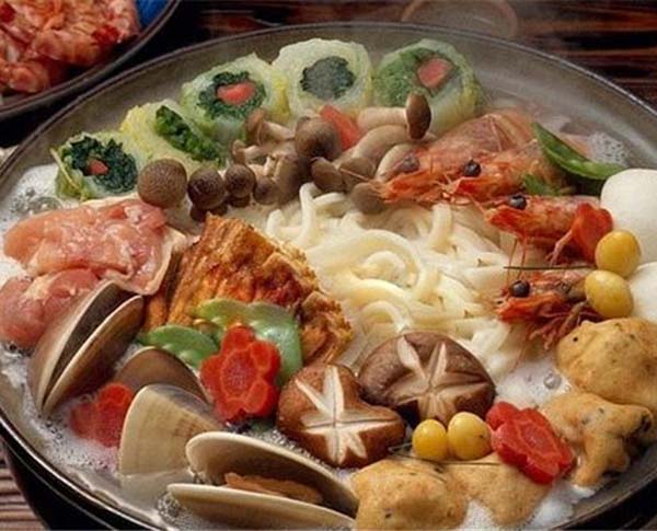 一元旋转火锅加盟门店