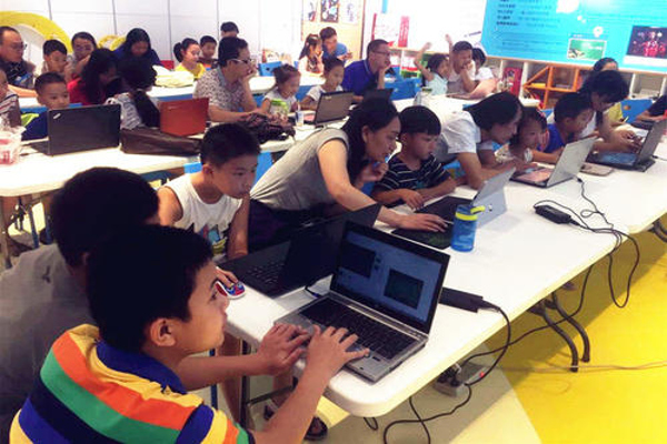 编玩边学加盟费