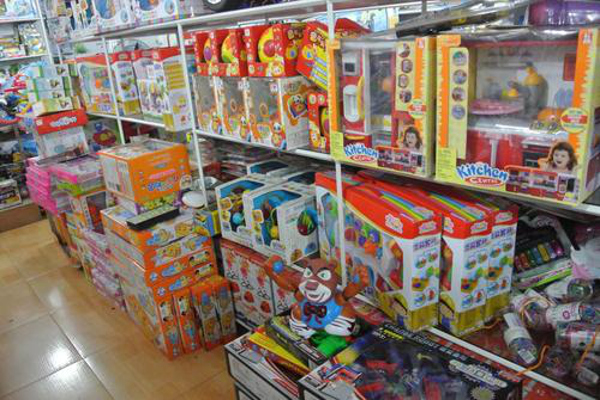 儿童玩具加盟，开店加盟儿童玩具，努力赚钱过好日子！