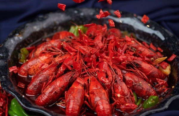 大尚龙虾烧烤加盟