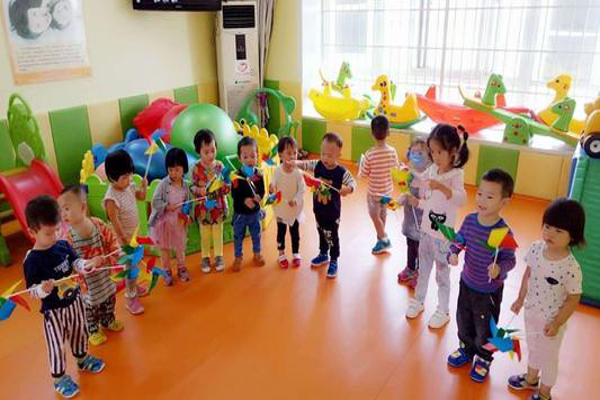 少儿托管加盟费