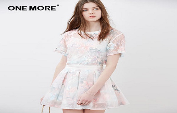 onemore女装加盟费