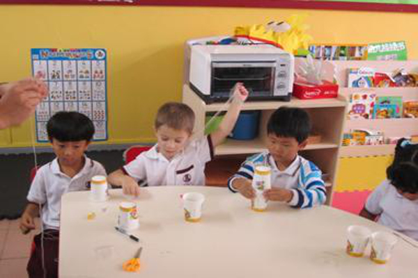 小牛顿科学教育加盟费