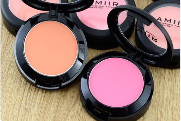 艾米尔彩妆加盟费