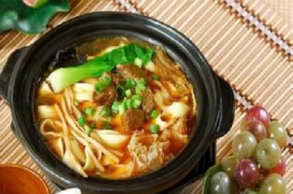 砂锅面