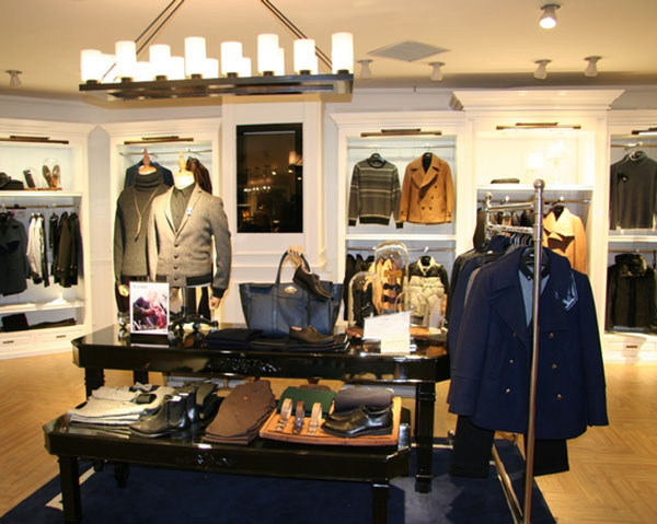 太平鸟户外男装加盟门店