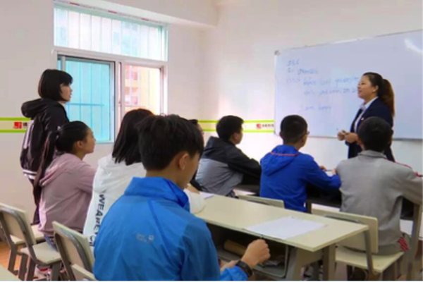 初中辅导班加盟费