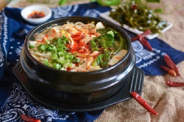 砂锅面