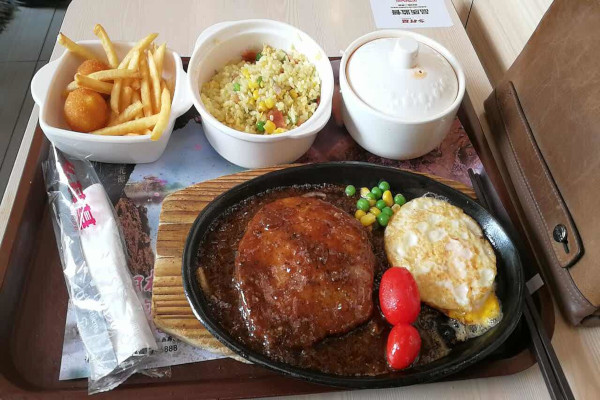 中式简餐加盟费