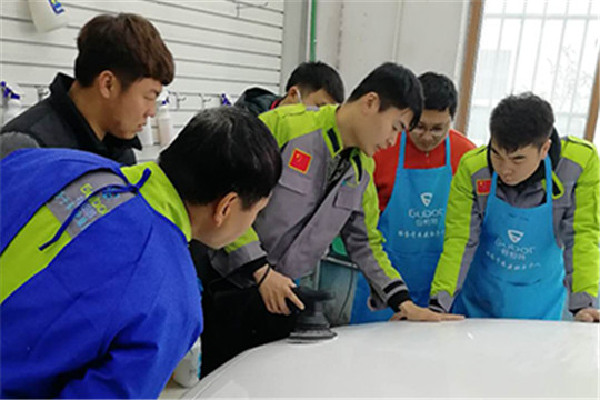 谷伯特汽车美容加盟费