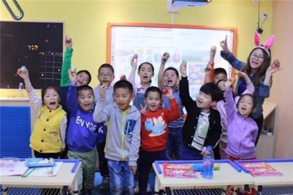 三英少儿英语加盟店