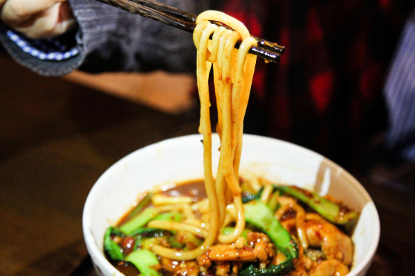 新疆炒米粉加盟