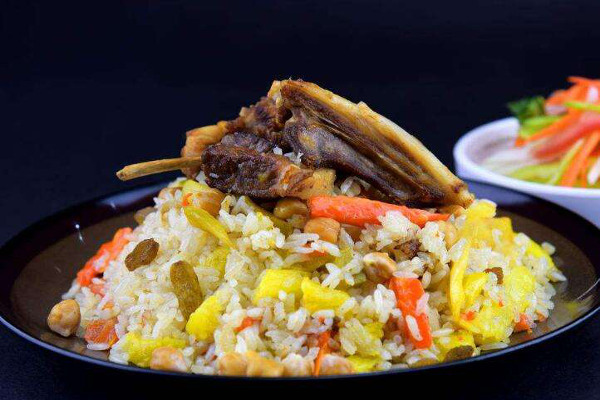 新疆抓饭加盟费