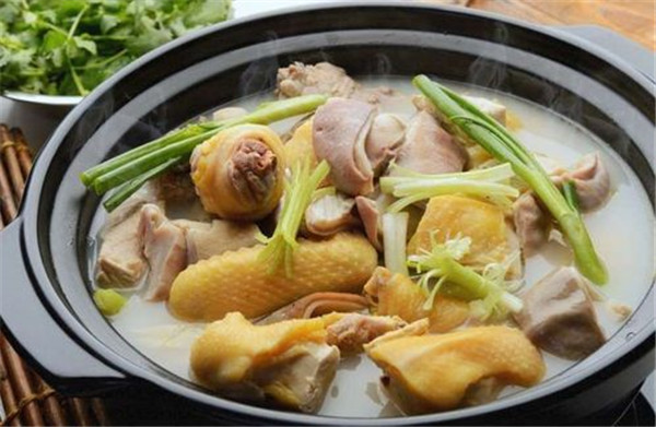 猪肚鸡火锅加盟费