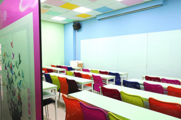 东方教育加盟费