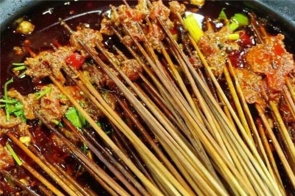 【老成都串串香加盟】开店加盟老成都串串香，利润丰厚还简单！