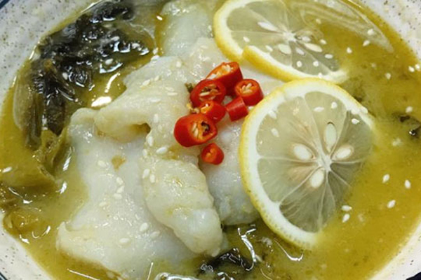 溪石记酸菜鱼加盟