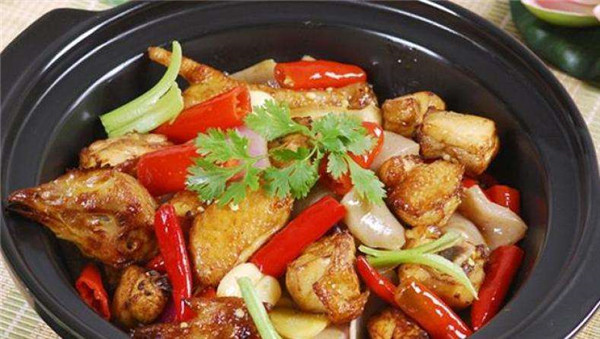 香辣鸡煲加盟店