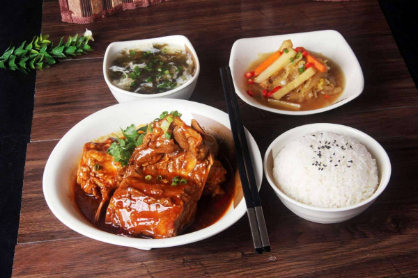 酱香大骨头加盟