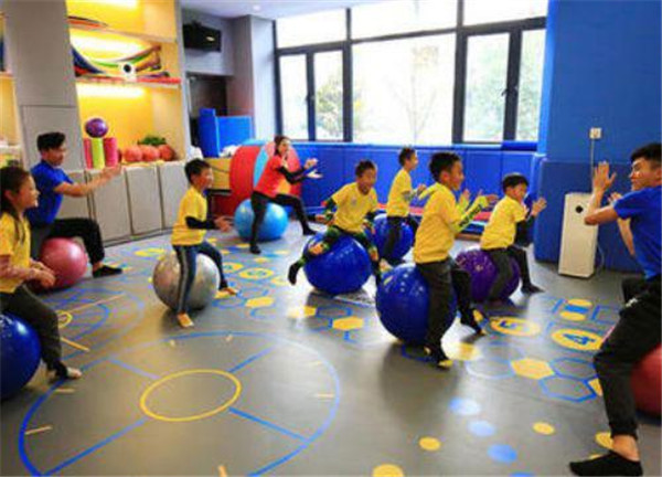 越宝贝童乐儿童体适能加盟店