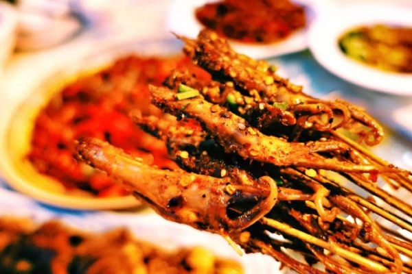 蜀味签串串香加盟费