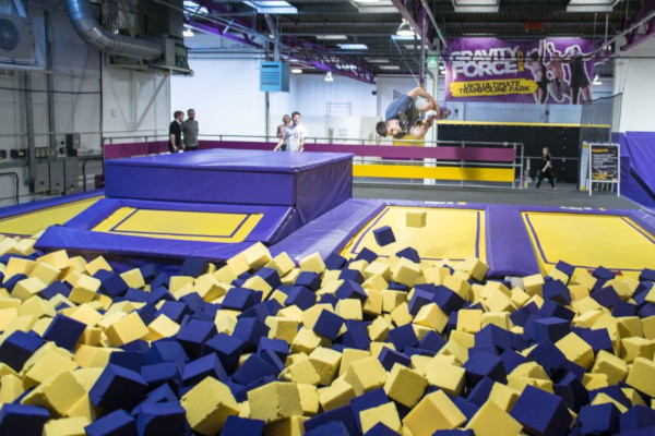 室内蹦床加盟费